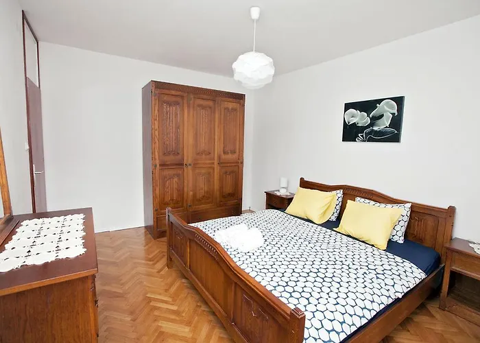 아파트 Anna Blue *